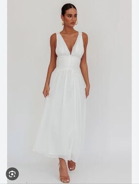 NWT Selfie Leslie Sammi Ruched Waist White V-Neck Maxi Dress Twist Back Small S